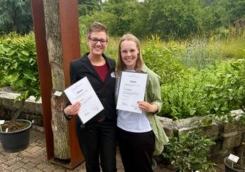 Foto von Dr. Janina Krause und Elena Radlingmayr